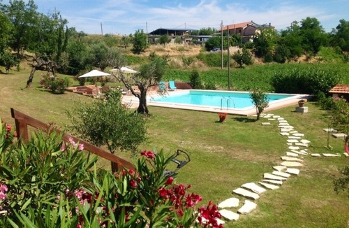 Villa Celiera Apartment | Luxurious vacation apartment with pool in the Gran Sasso National Park