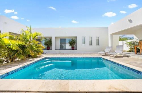 Koyari Apartment | Luxurious villa in Noord, Aruba