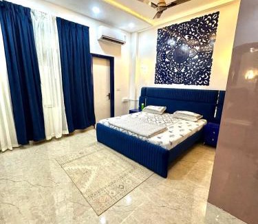 Jagatpura House | Luxurious Villa's Private&Indipendent Room