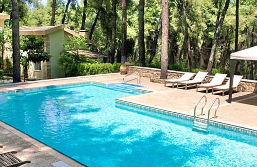 Sane Villa | Luxurious Villa with Pool