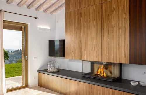 Volterra Villa | Luxurious Villa with heated infinity pool