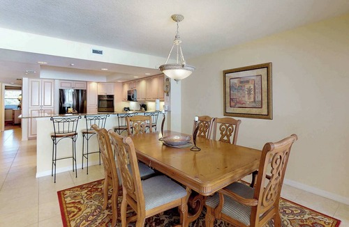 Redington Beach Condo | Luxurious waterfront penthouse with stunning Gulf views hot tub and two pools