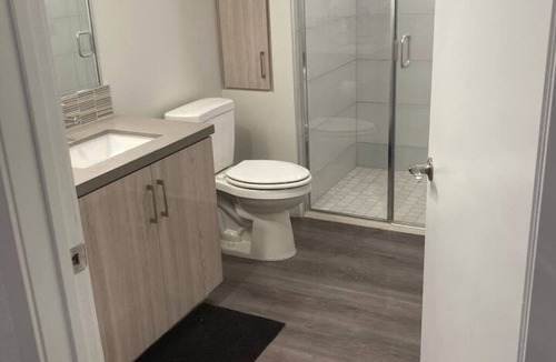 Irvine Business Complex Apartment | Luxury 1 Bedroom 1 Bathroom Unit - 5 min from SNA!
