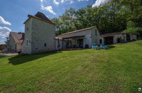 Serres-et-Montguyard Cottage | Luxury 1 bd gite. Rural & Peaceful. Eymet just 5 mins away. Fast Starlink WIFI.
