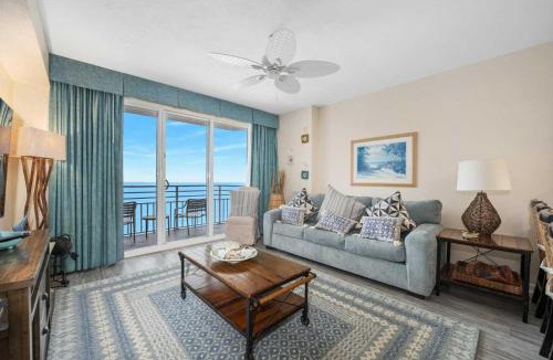 Brush - Stewarts House | Luxury 18th Floor 1 BR Condo Direct Oceanfront Beach Resort Villa