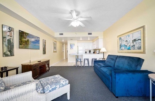 Brush - Stewarts Condo | Luxury 18th Floor 1 BR Beach Condo Direct Oceanfront