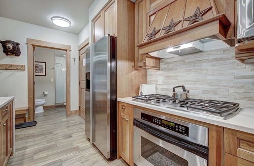 River Run Condo | Luxury 1BR Lone Eagle ski-in, ski-out condo w/ - hot tub & heated pool!