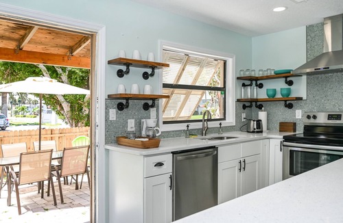 Port Canaveral House | Luxury 2/2, Steps to the beach