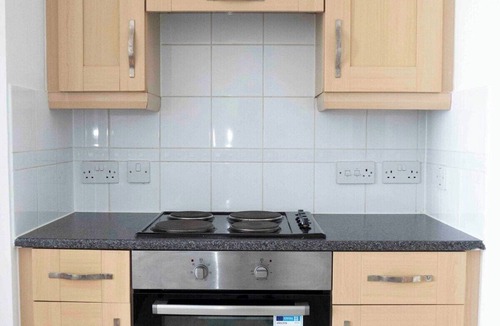 Epsom Apartment | Luxury 2 Bed flat-Central Epsom