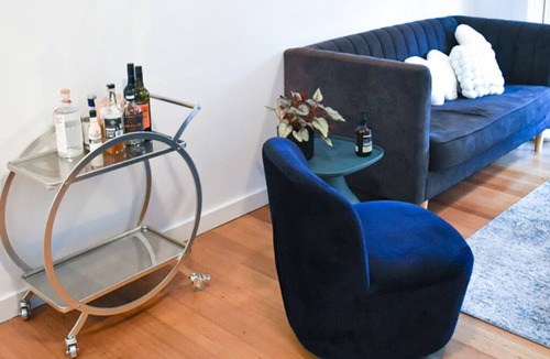 St. Kilda East Apartment | Luxury 2-bed unit with courtyard, in central Prahran