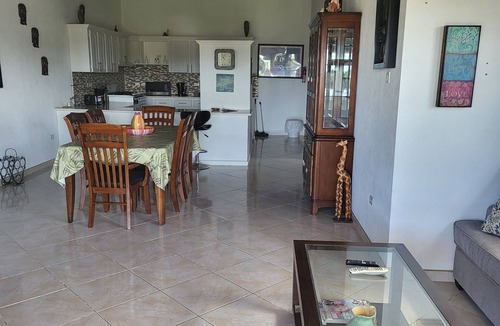 Welches Villa | Luxury 2 Bedroom 2 Bathroom Villa the south coast maxwell beach area