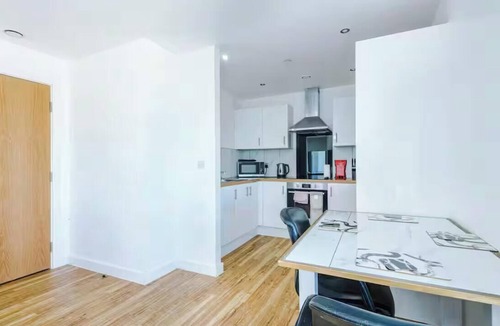 Salford Apartment | luxury 2 Bedroom Apartment in the heart of manchester city center
