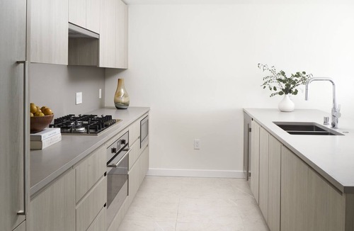 Belltown Hotel | Luxury 2-Bedroom Suite w/Balcony, Pools, Gym & More in Seattle's Heart!