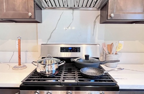 Pasadena House | Luxury 2B/2.5B Minutes from Old Town Pasadena