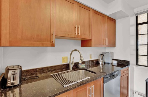 Center City Apartment | Luxury 2BD | Center City | 4 Beds | By JFK plaza
