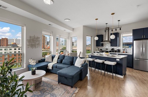 Downtown Minneapolis Condo | Luxury 2Bd Condo DT Minneapolis, Minutes From Convention Center & US Bank Arena