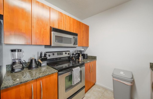 Brickell Apartment | Luxury 2BD Condo | Sauna, Pool & Resort Access