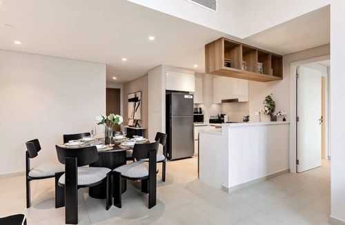 Za'abeel 2 Apartment | Luxury 2BR Downtown Steps from Burj Khalifa