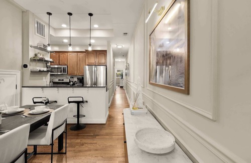 Columbia Heights Apartment | Luxury 2BR + Parking | Heart of DC | Walk to Metro
