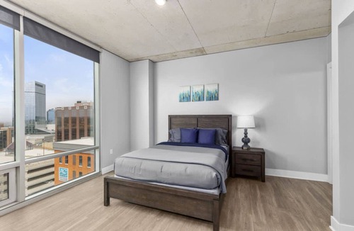 Downtown Apartment | Luxury 2BR Penthouse in Downtown GR