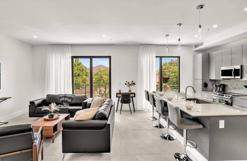 Harbordale Apartment | Luxury 3 bds APT Brand new, Perfectly located #202