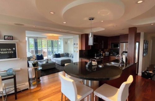 Downtown Vancouver Condo | Luxury 3-Bed Ocean View Penthouse – Yaletown, Vancouver (3-Month Min, Pets OK)