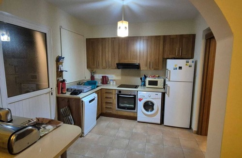 Peyia Town Villa | Luxury 3 bed villa in picturesque Cypriot village