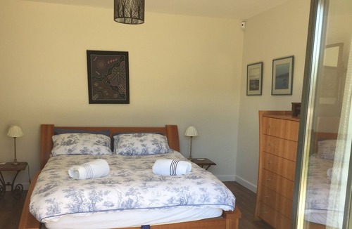 Cabris Villa | Luxury 3 bed villa with spectacular sea views, 25m heated pool & Pétanque court