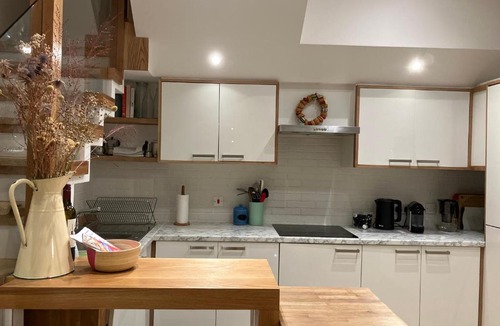 Victoria Apartment | Luxury 3-Bedroom Townhouse in Hackney