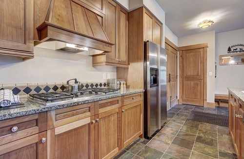 River Run Condo | Luxury 3 Br In River Run Village Featuring Ski In, Ski Out! No Cleaning Fees! 3 Bedroom Condo by RedAwning