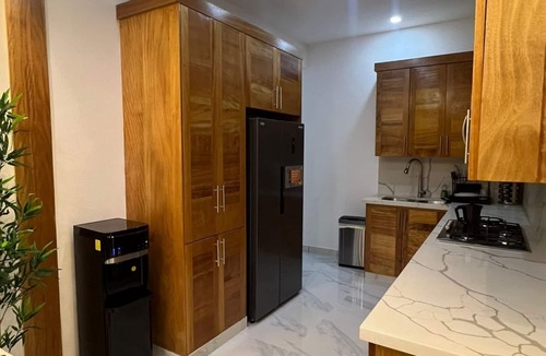 Montellano Condo | Luxury 3BR 3BA Condo w/Pool & AC Near Beaches