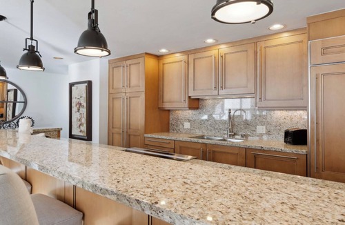 Vail Condo | Luxury 3BR Flexible Sleeping Sophisticated Vail Mountain Retreat