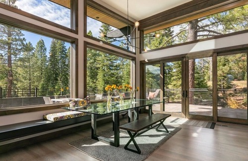 Ponderosa Palisades House | Luxury 4-Bedroom with ensuite bathrooms Mountain Retreat in Schaffer’s Mill