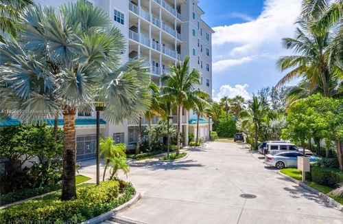 Olympus Condo | LUXURY 4-Ensuites Beach condo in Jupiter 100 Yards to Ocean!Ocean Views!