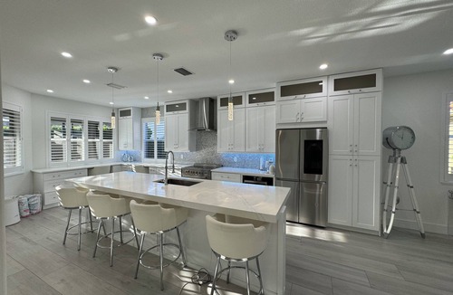 Estero House | Luxury 4BD/3BT lakeview w pool and resort style amenities near beaches and golf