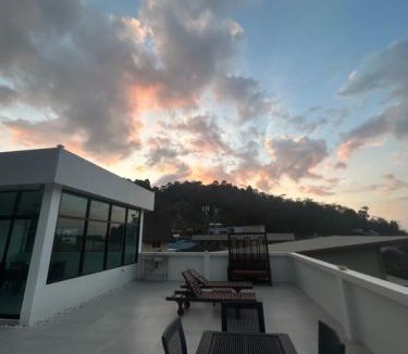 Kamala Villa | Luxury 4BR Private Pool Villa Sunset Rooftop