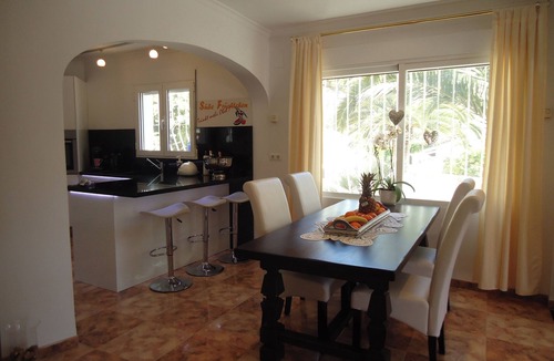 La Sabatera Villa | Luxury 5 Bed Mountain Views Heated Pool Games Room