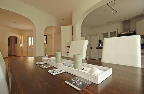 La Sabatera Villa | Luxury 5 Bed Mountain Views Heated Pool Games Room