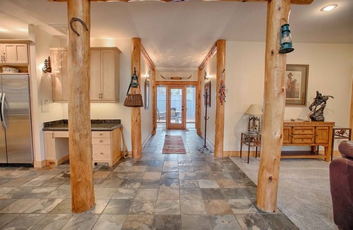 Overlook Park House | Luxury, 5-Master Bedroom Home, A/C, Outdoor Living - Red Fir 14