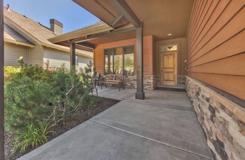 Eden House | Luxury 6BR Mountain Retreat - Hot Tub, Views, Game Room, Powder Mountain