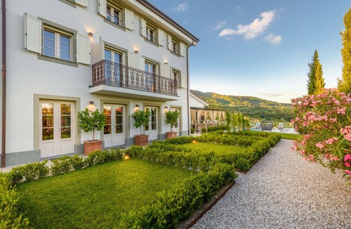 Capannori Villa | Luxury 7 Bedrooms Villa with Pool, SPA and Limitless Views