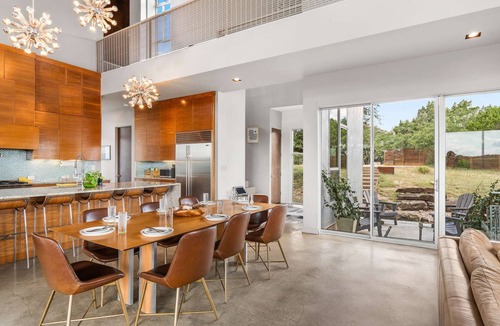 Dripping Springs House | Luxury 7BR Hill Country Gem With Barndominium