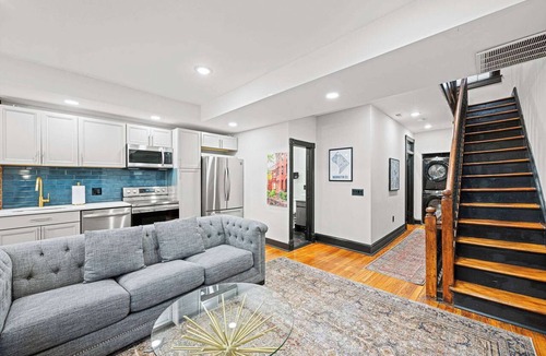 Shaw Apartment | Luxury 8BR/7BA DC Mansion – Reunions, Retreats