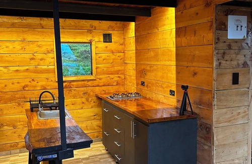 San Juan de Pasto Ski Chalet | Luxury A-Frame Chalet with Jacuzzi and Panoramic View of Laguna Cocha