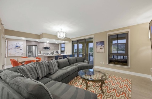 Lake Las Vegas Condo | Luxury and Elegance! Panoramic views of Lake