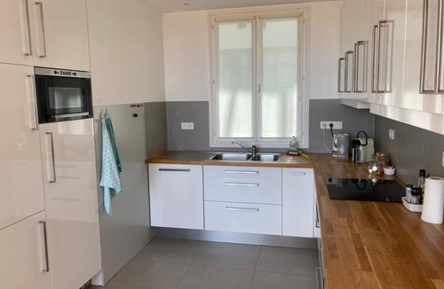 Aubeterre-sur-Dronne Apartment | Luxury and comfortable apartment with beautiful views in centre of village