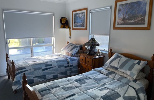 Langs Beach Apartment | Luxury Apartment at Lang's Beach Scenic Resort with a full range of amenities.