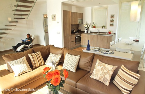 Azzano Apartment | LUXURY APARTMENT