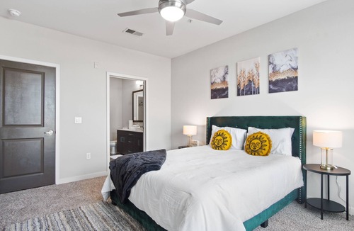Lindbergh Apartment | Luxury Apartment