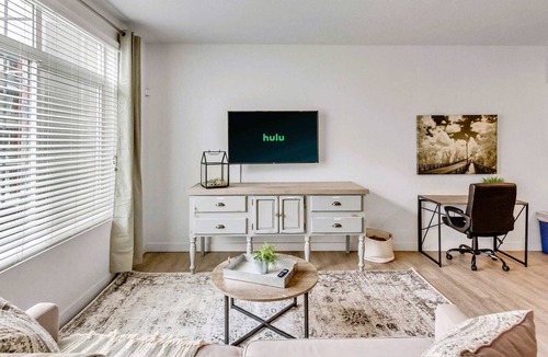 Salt Lake City Apartment | Luxury Apartment - Heart of Sugarhouse - Pool